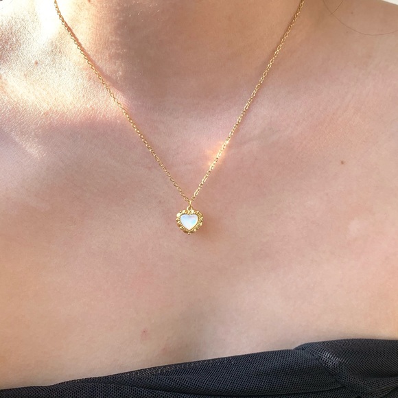 Mother of pearl necklace, heart necklace,pearl necklace,mother of pearl pendant - Picture 2 of 6